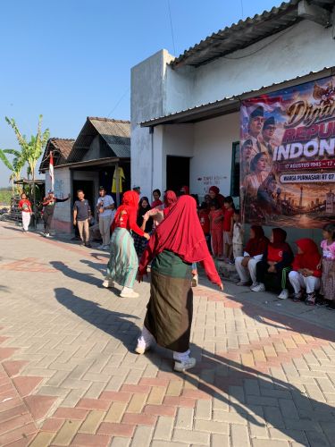 Lomba Dewasa